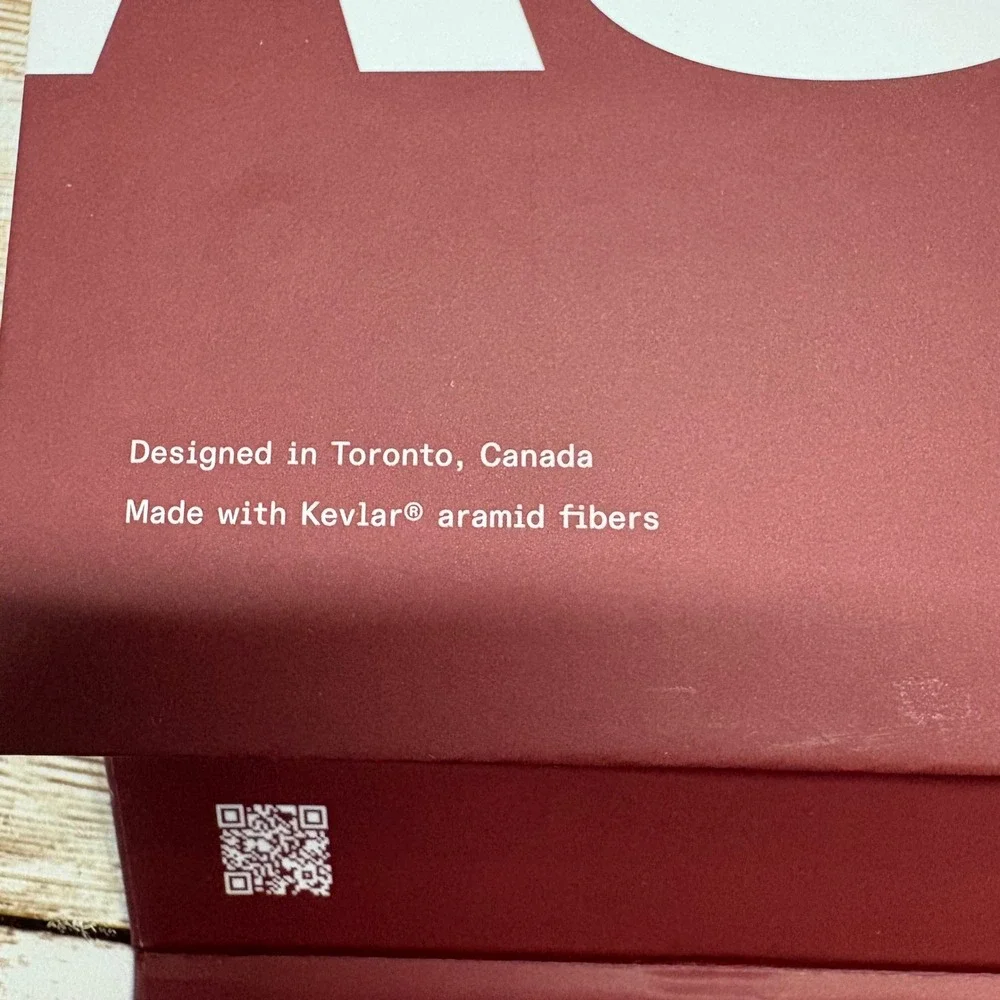 Latercase Crimson Phone Case for iPhone 16 Plus Impossibly Thin  New Open‎ Box